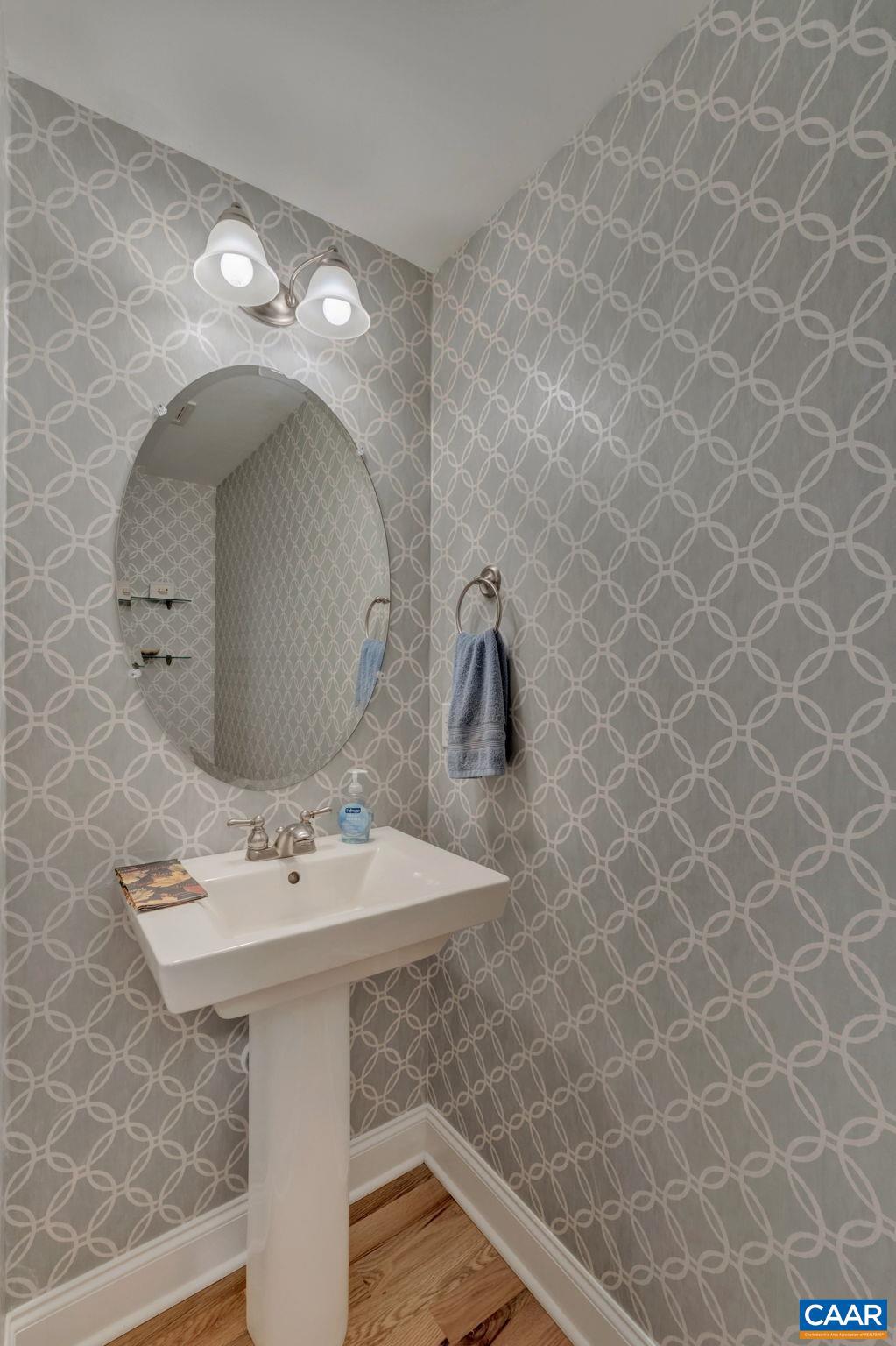 LAKE MONTICELLO - Residential