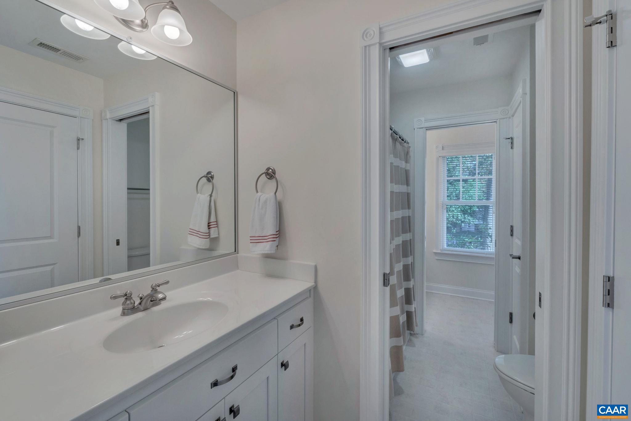 LAKE MONTICELLO - Residential