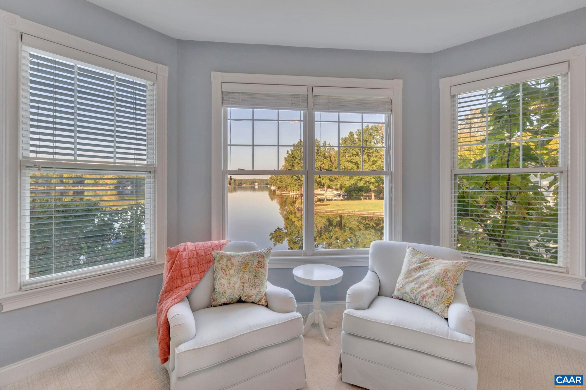 LAKE MONTICELLO - Residential