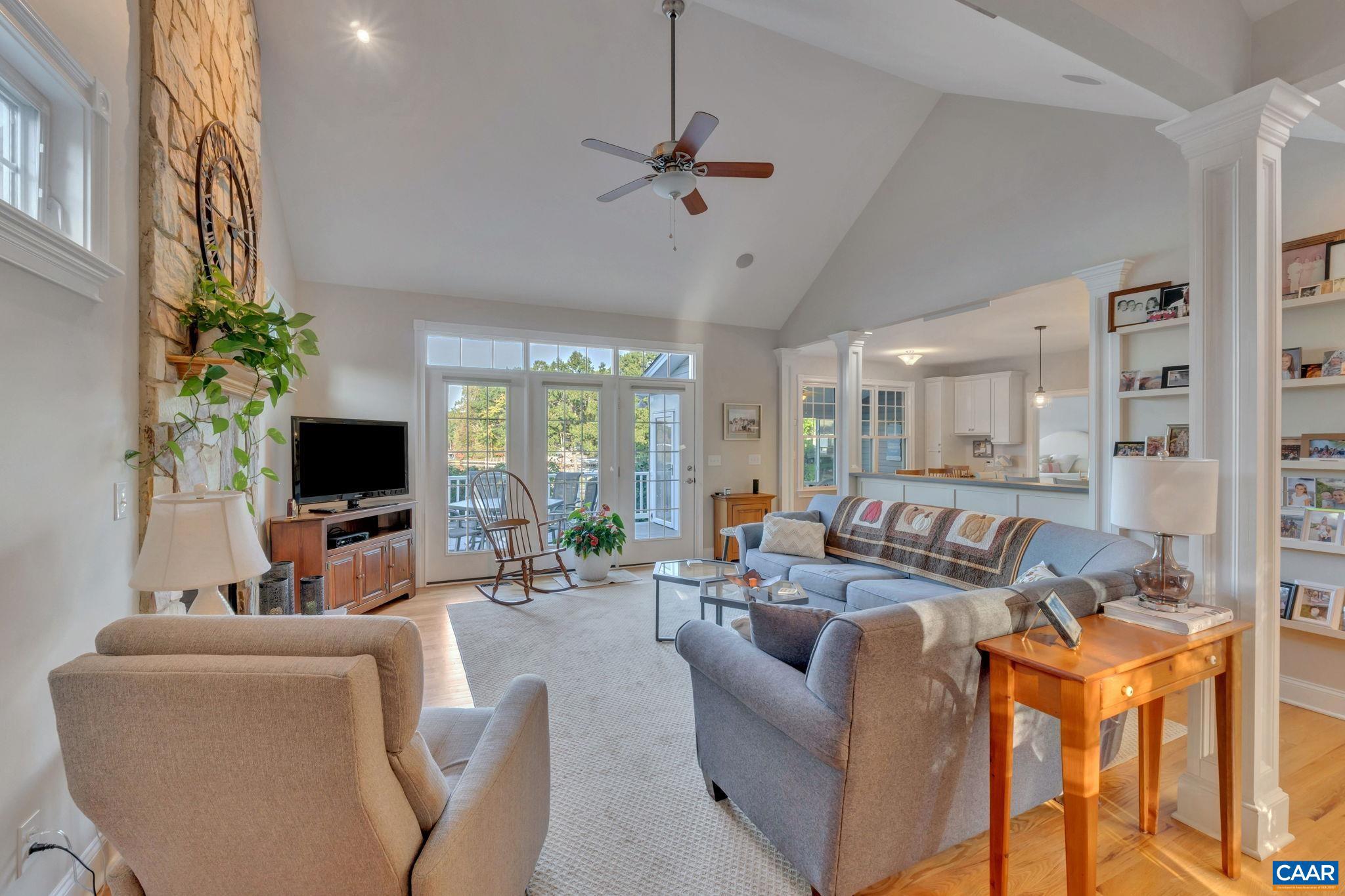 LAKE MONTICELLO - Residential