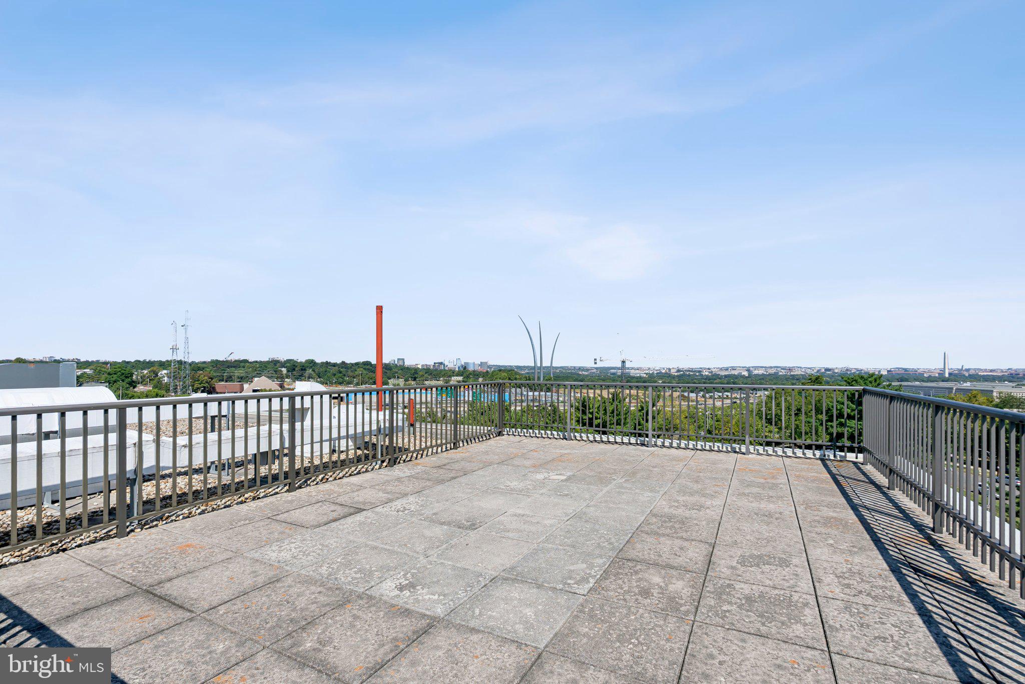 HORIZON HOUSE - Residential