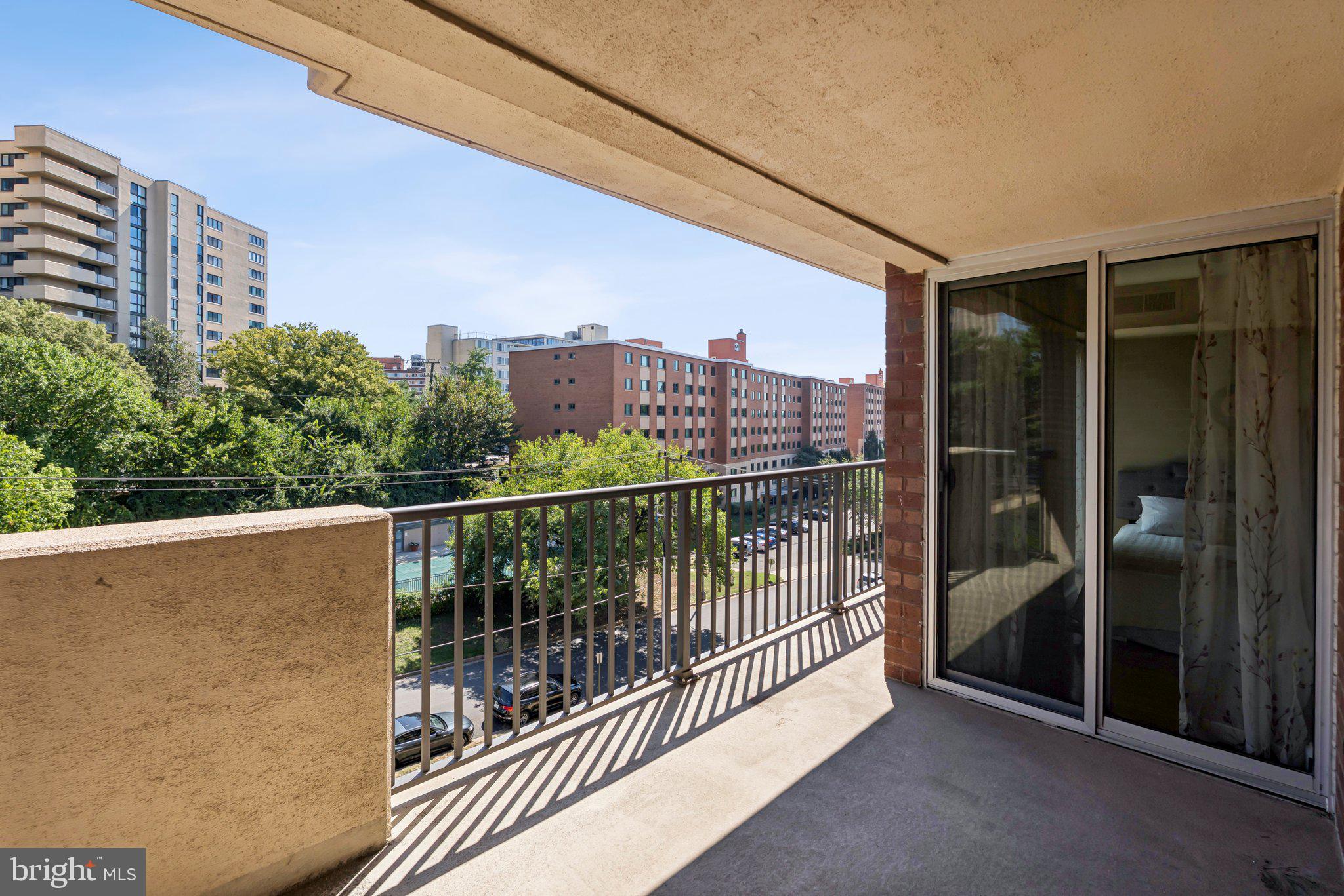 HORIZON HOUSE - Residential