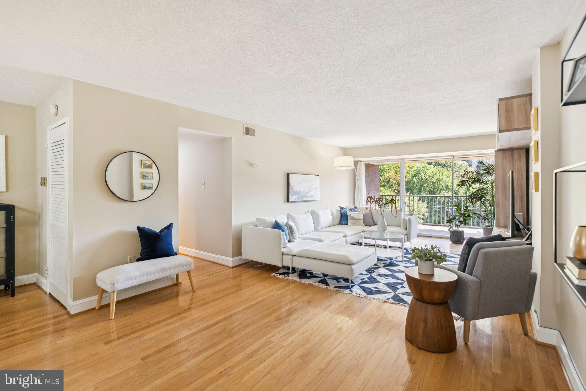 1300 ARMY NAVY DRIVE 514
