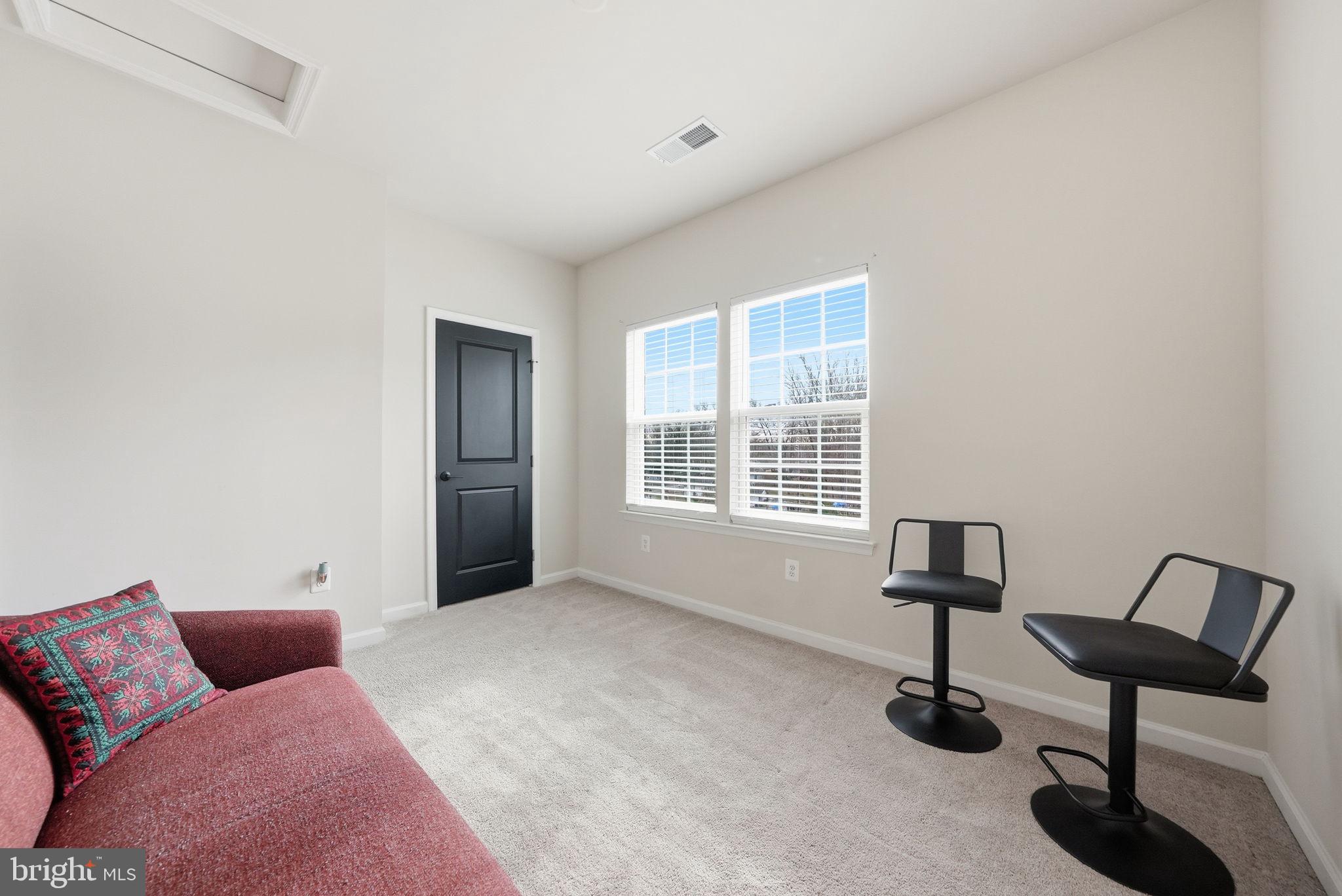 EAGLE ROW - Residential