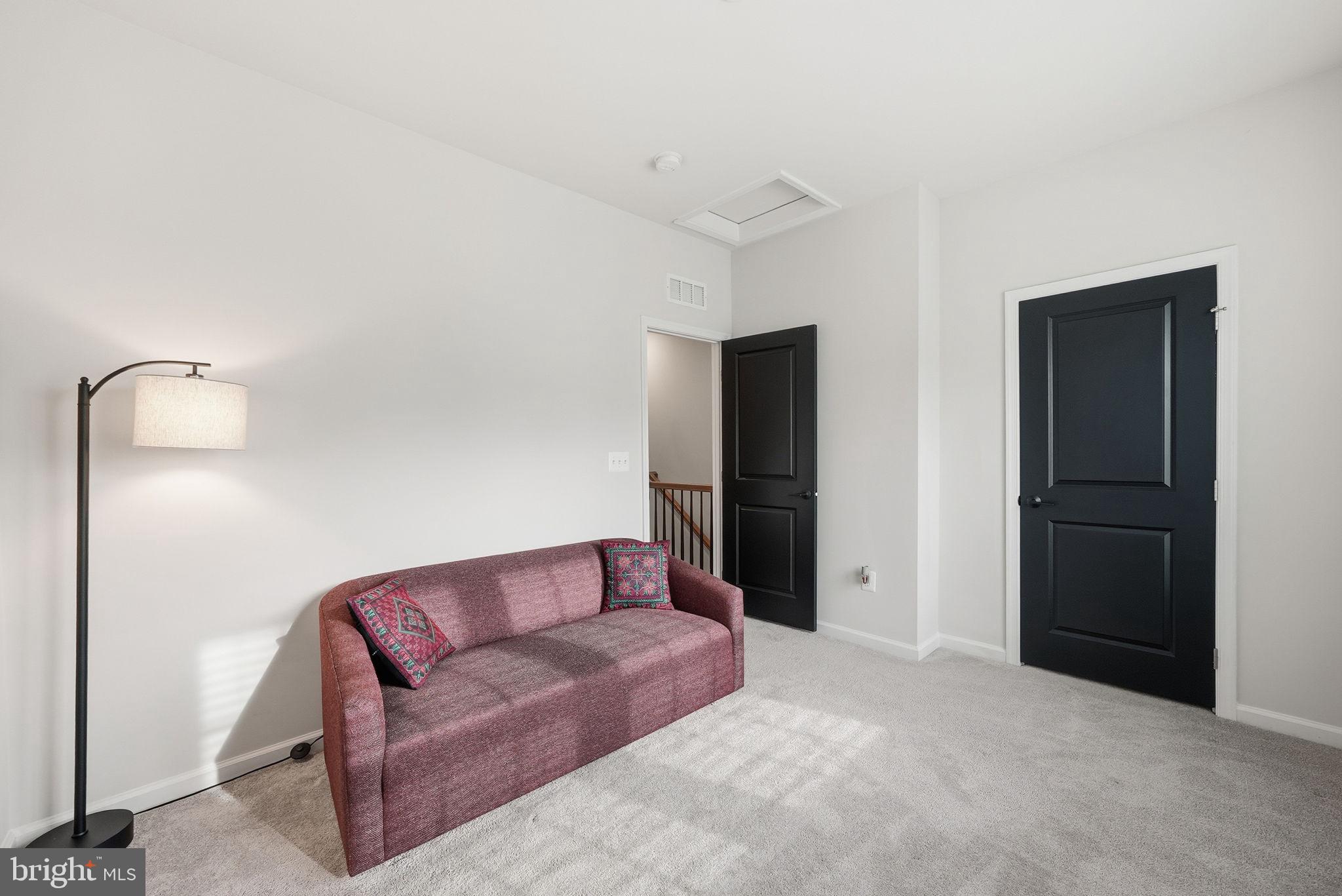 EAGLE ROW - Residential