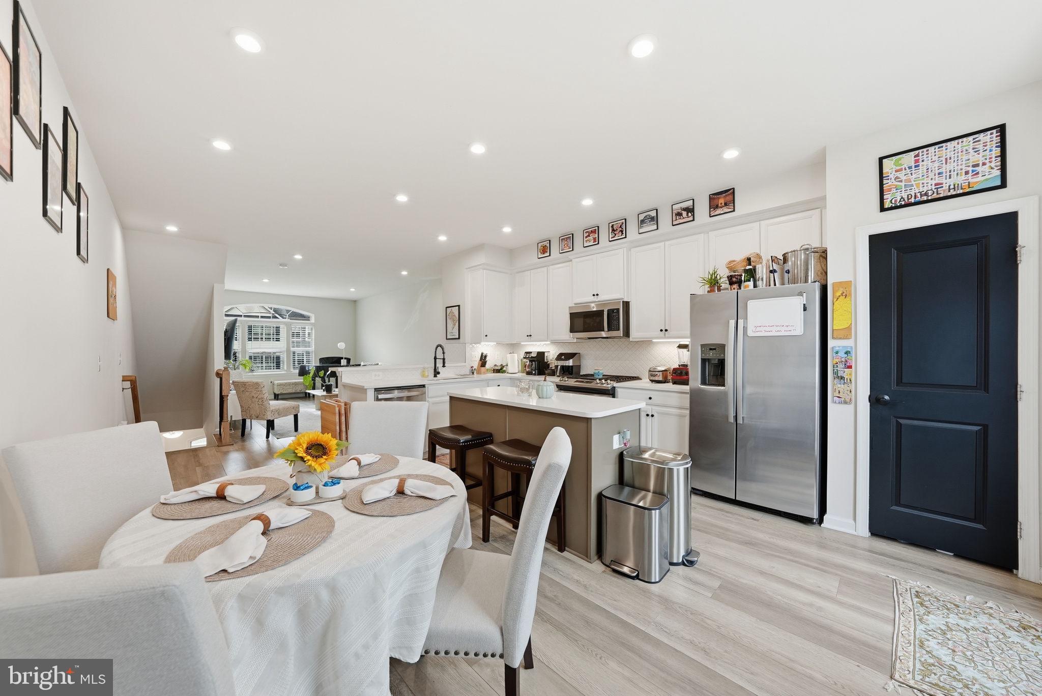 EAGLE ROW - Residential