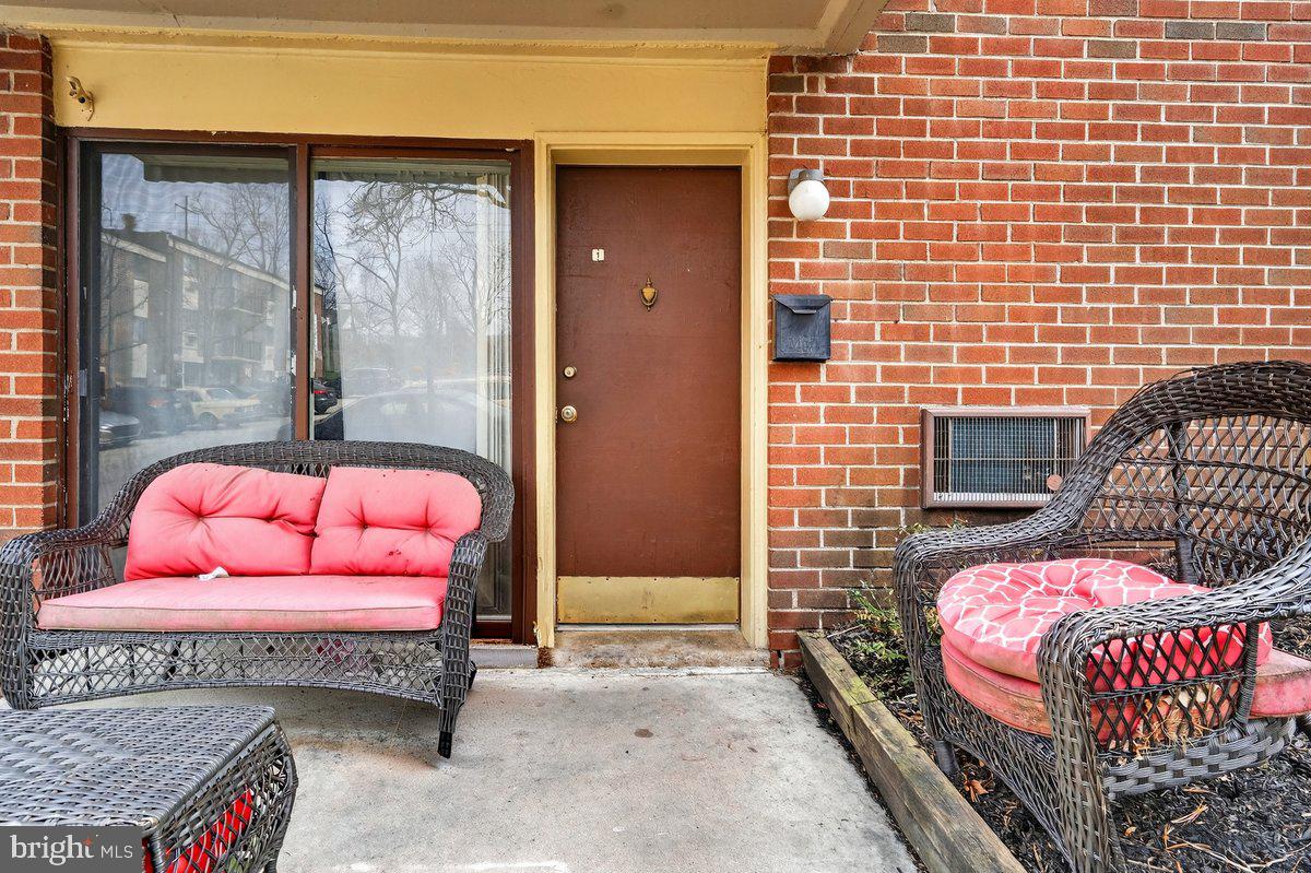 CONTEMPORARY VLG - Residential