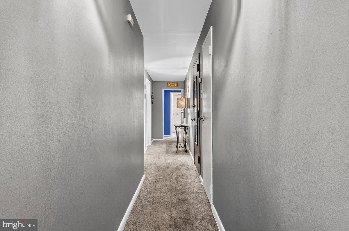 CONTEMPORARY VLG - Residential