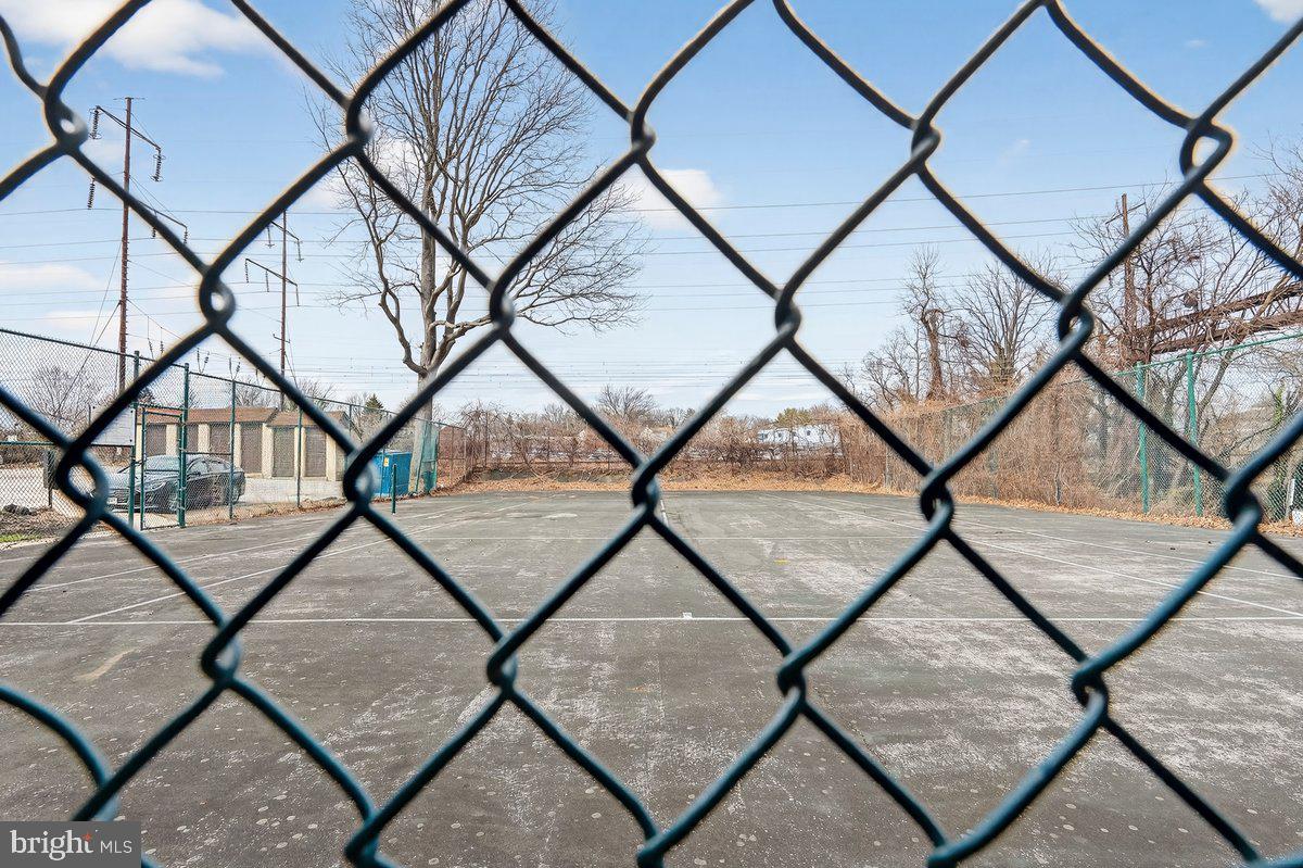 CONTEMPORARY VLG - Residential