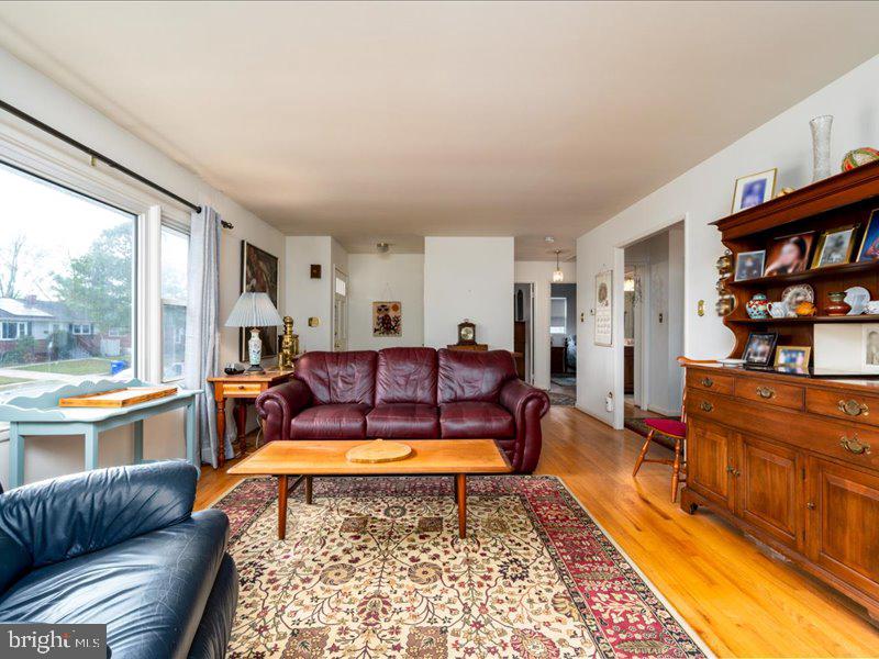 FAIRLAWN - Residential