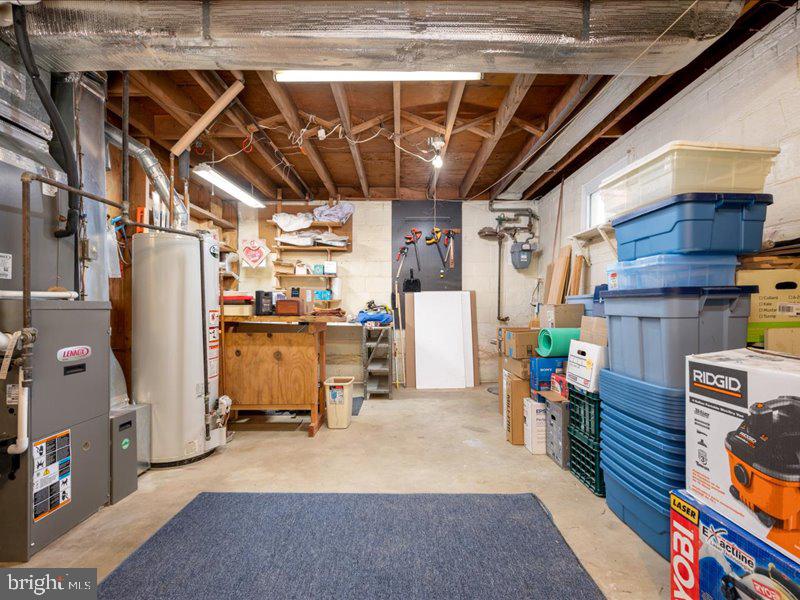 FAIRLAWN - Residential