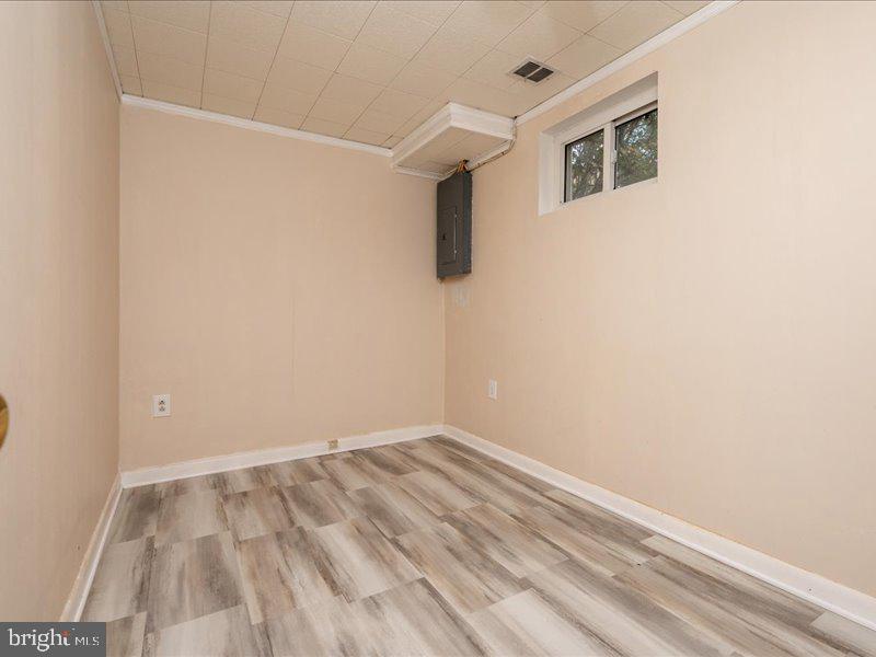 FAIRLAWN - Residential