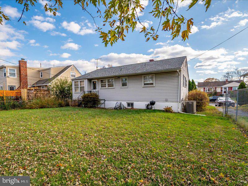 FAIRLAWN - Residential