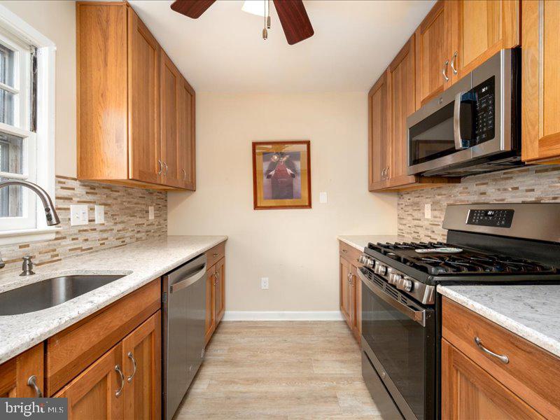 FAIRLAWN - Residential