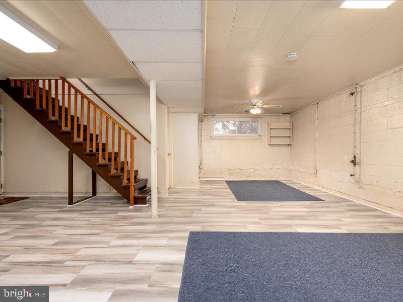 FAIRLAWN - Residential