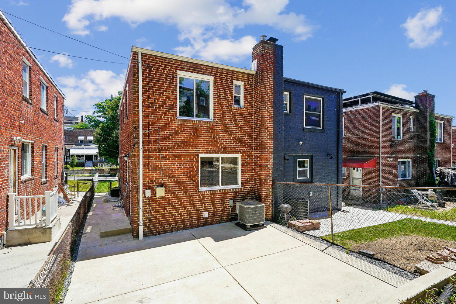 1621 FORT DUPONT STREET SE