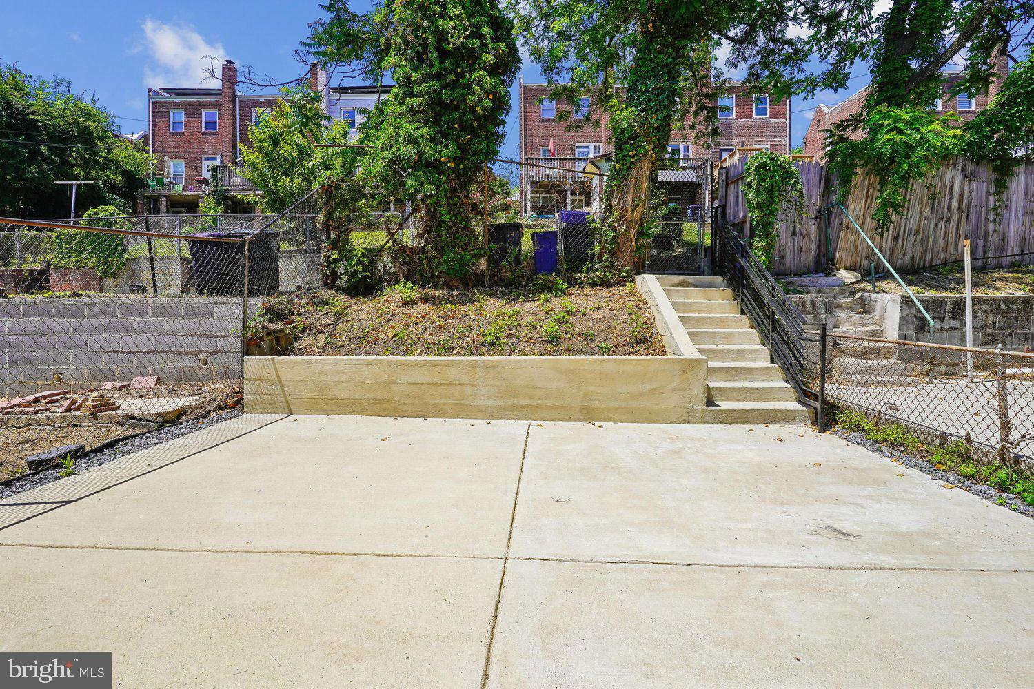 1621 FORT DUPONT STREET SE