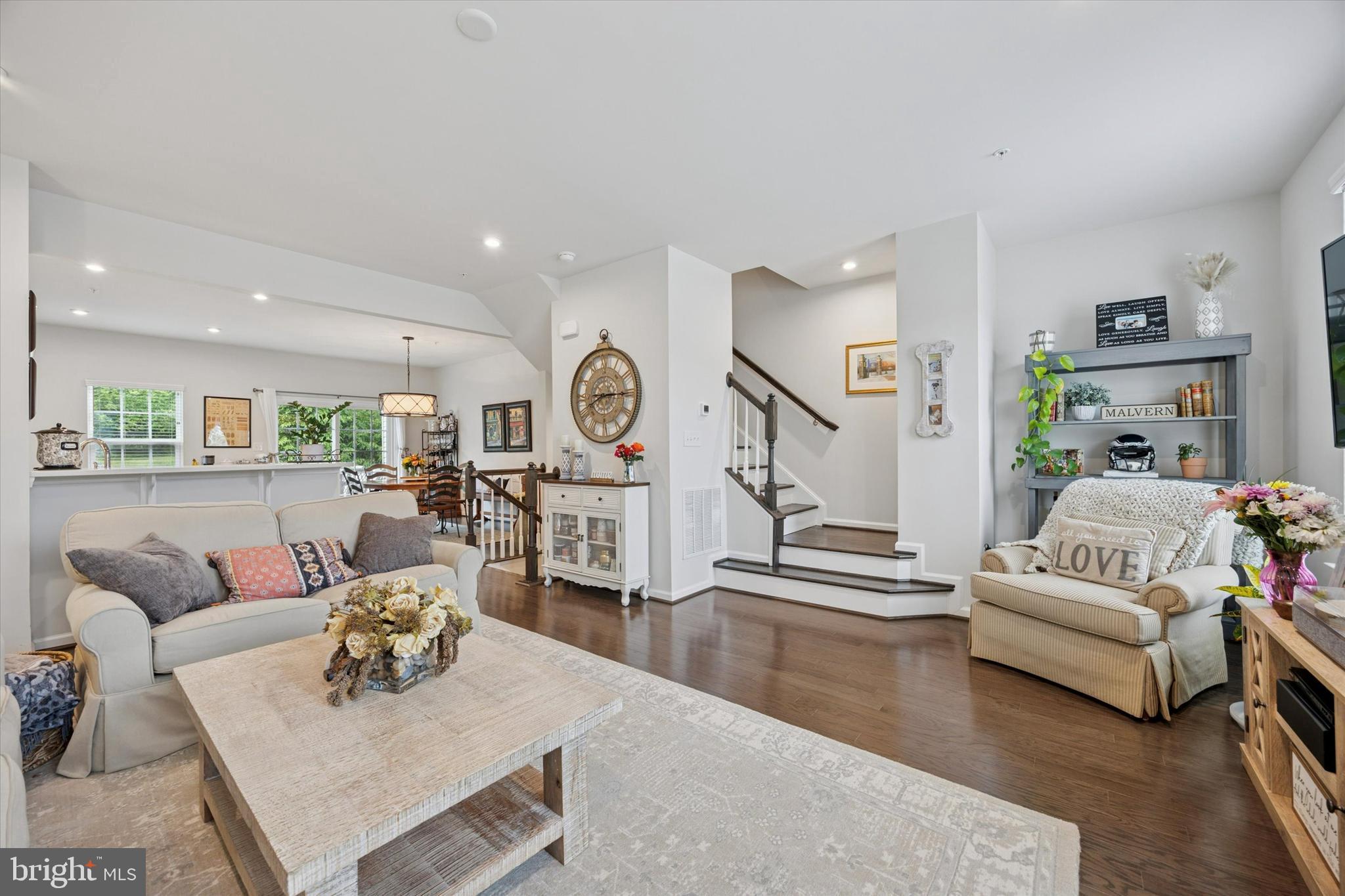 158 MULBERRY DRIVE