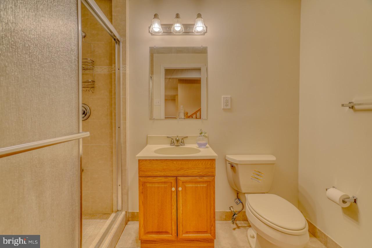 ISLAND GREEN ESTATES - Residential