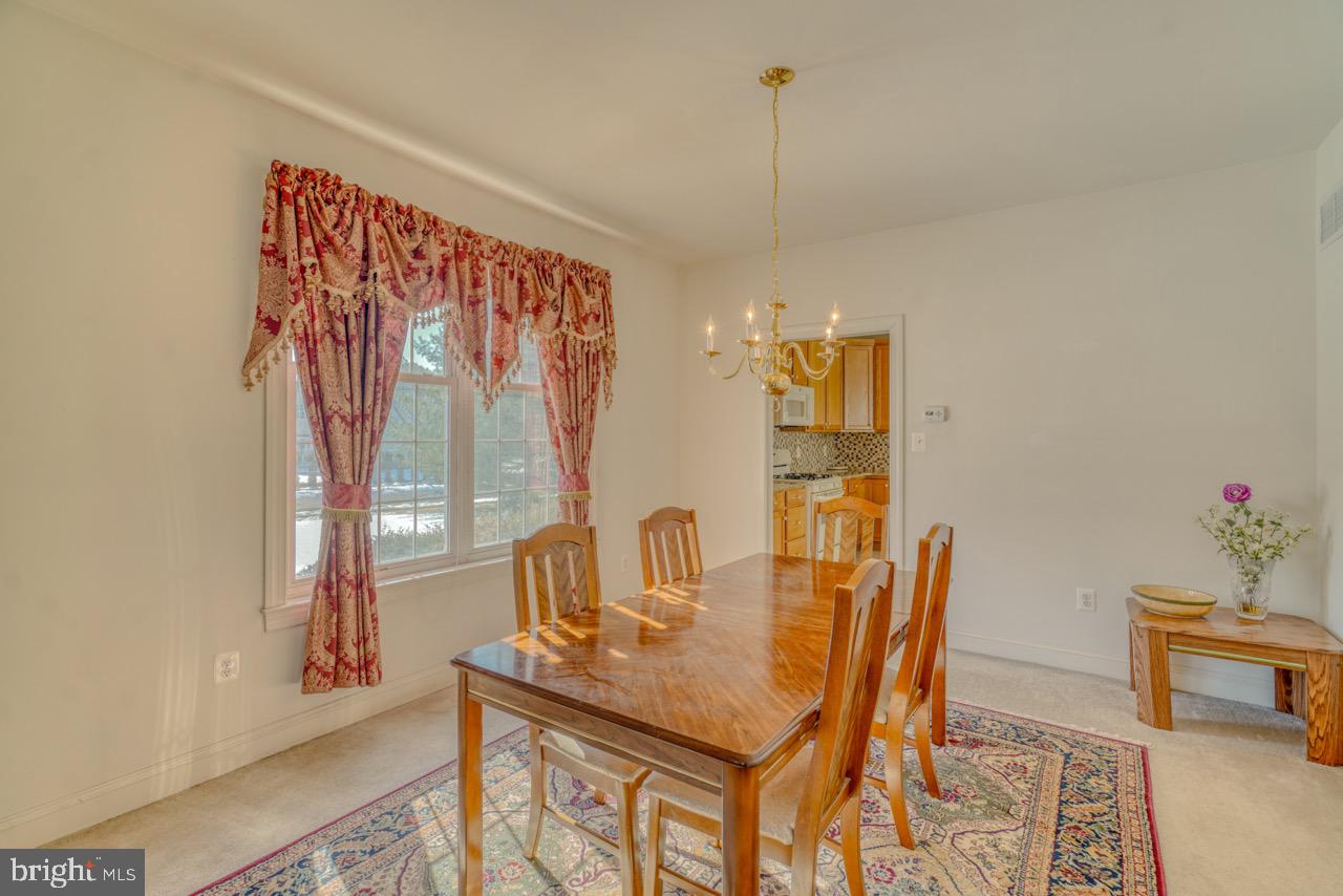 ISLAND GREEN ESTATES - Residential