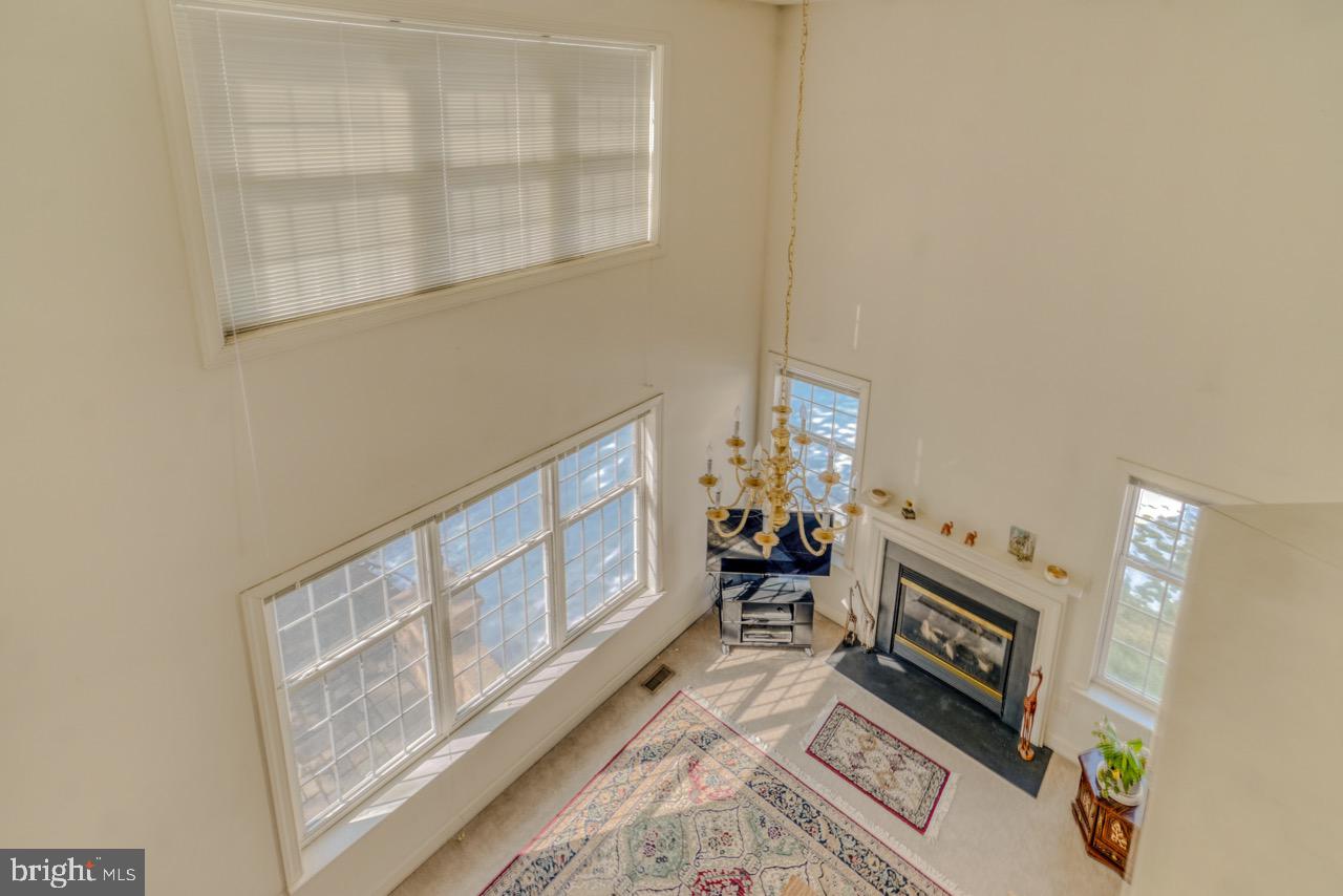 ISLAND GREEN ESTATES - Residential