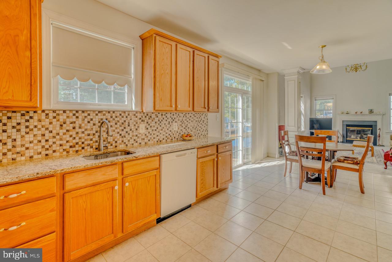 ISLAND GREEN ESTATES - Residential