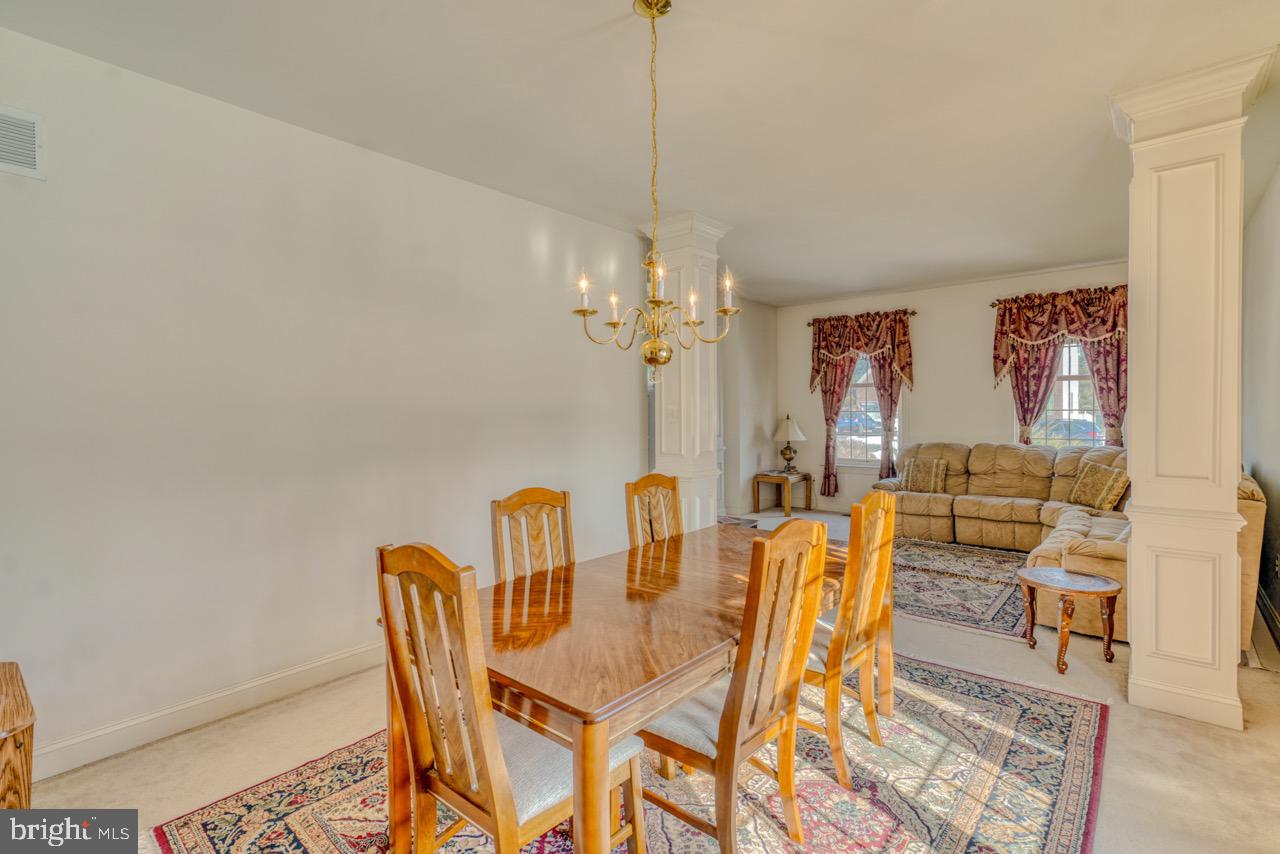 ISLAND GREEN ESTATES - Residential