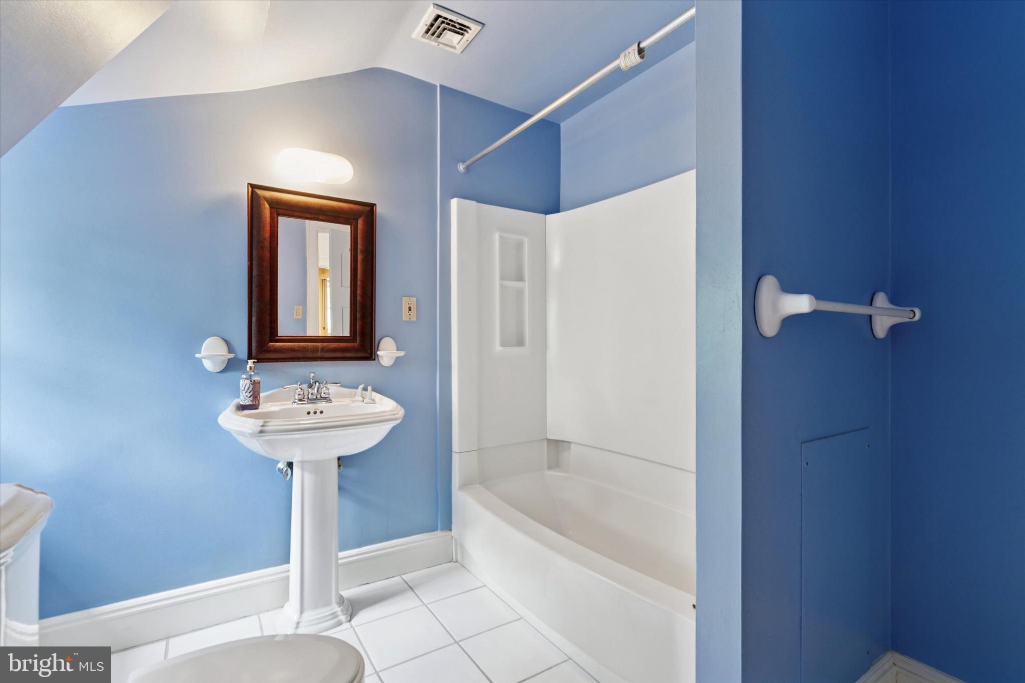 ARDMORE - Residential Lease