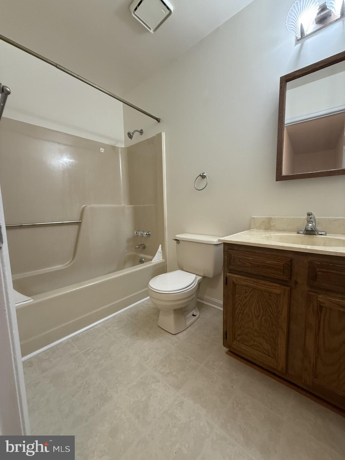 STONEWALL ESTATES - Residential Lease