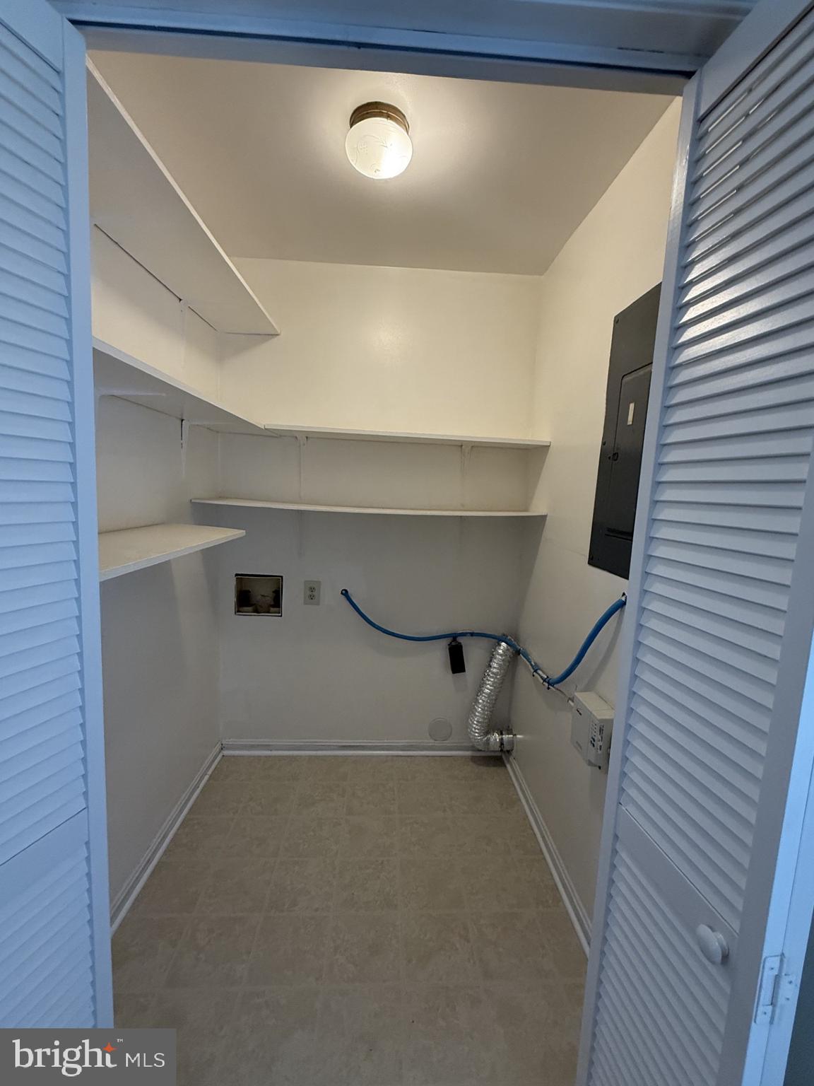 STONEWALL ESTATES - Residential Lease