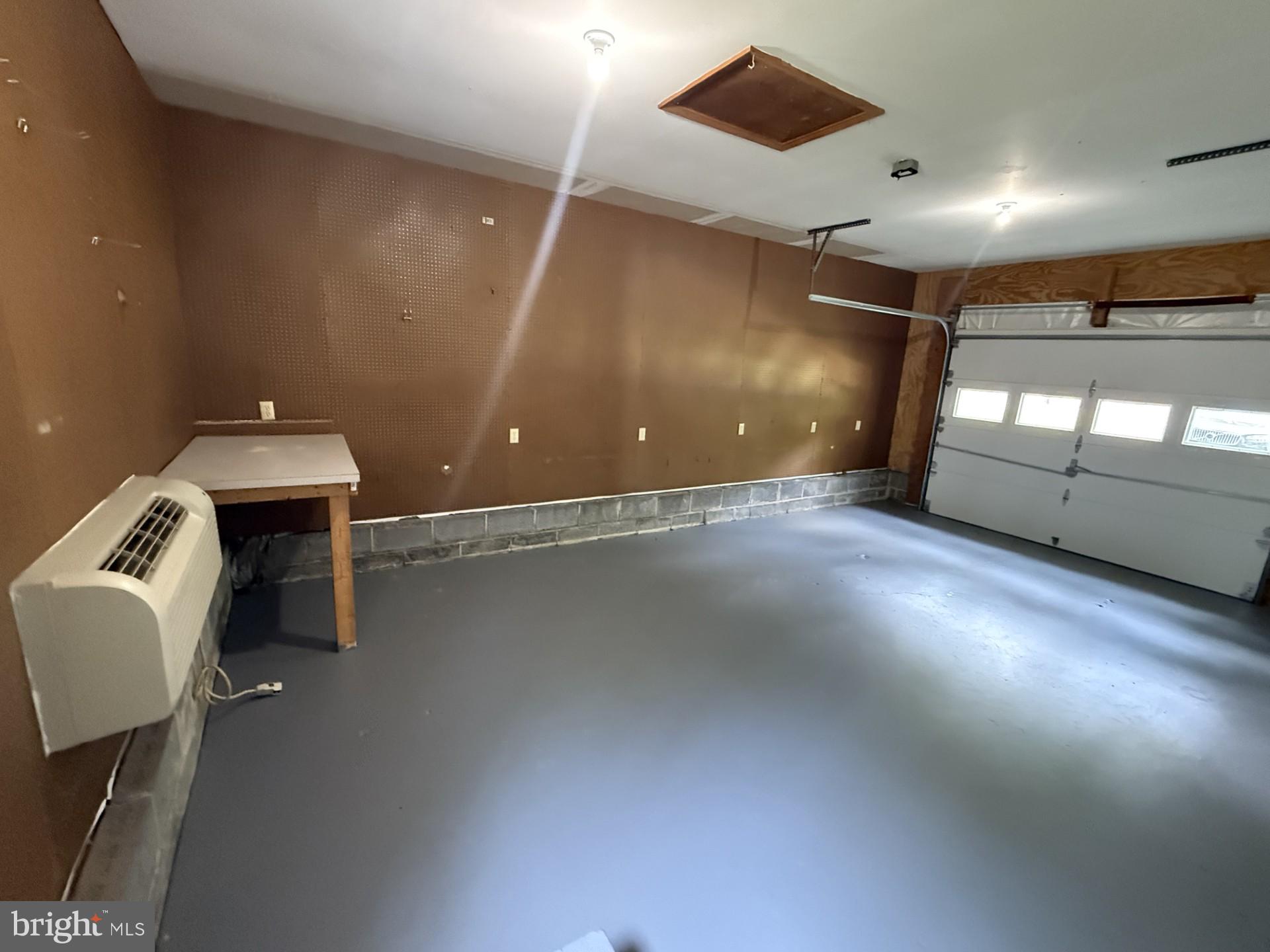 STONEWALL ESTATES - Residential Lease