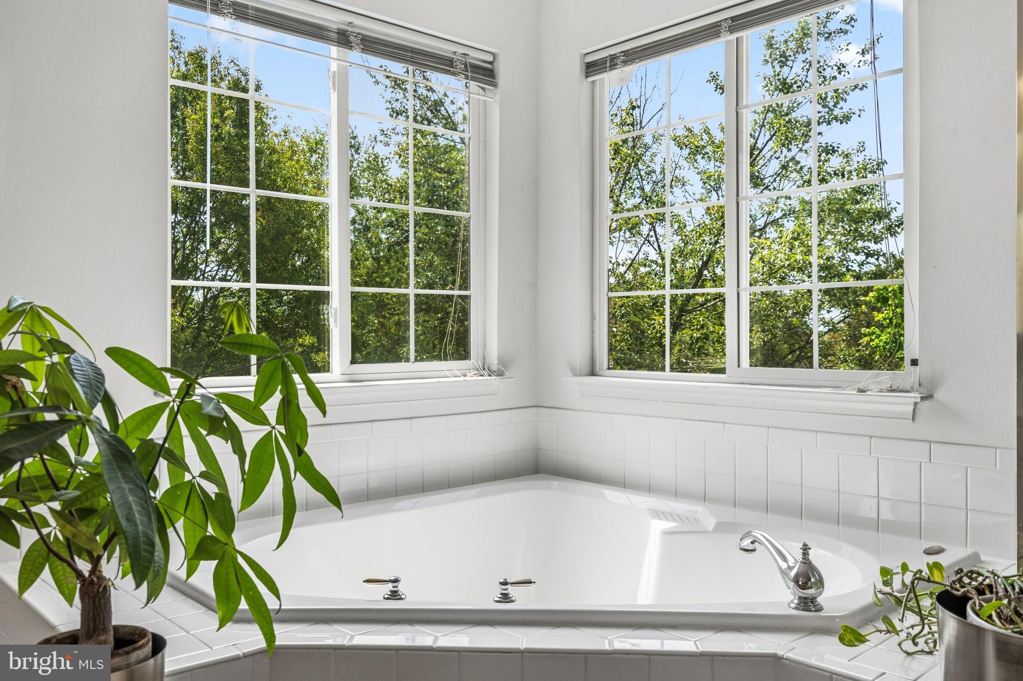 BRISTOW MANOR ESTATES - Residential