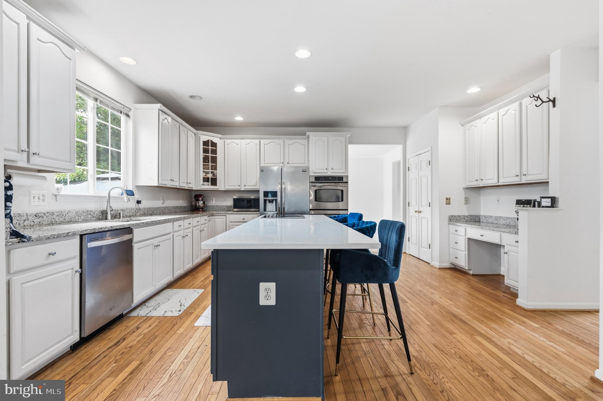 BRISTOW MANOR ESTATES - Residential