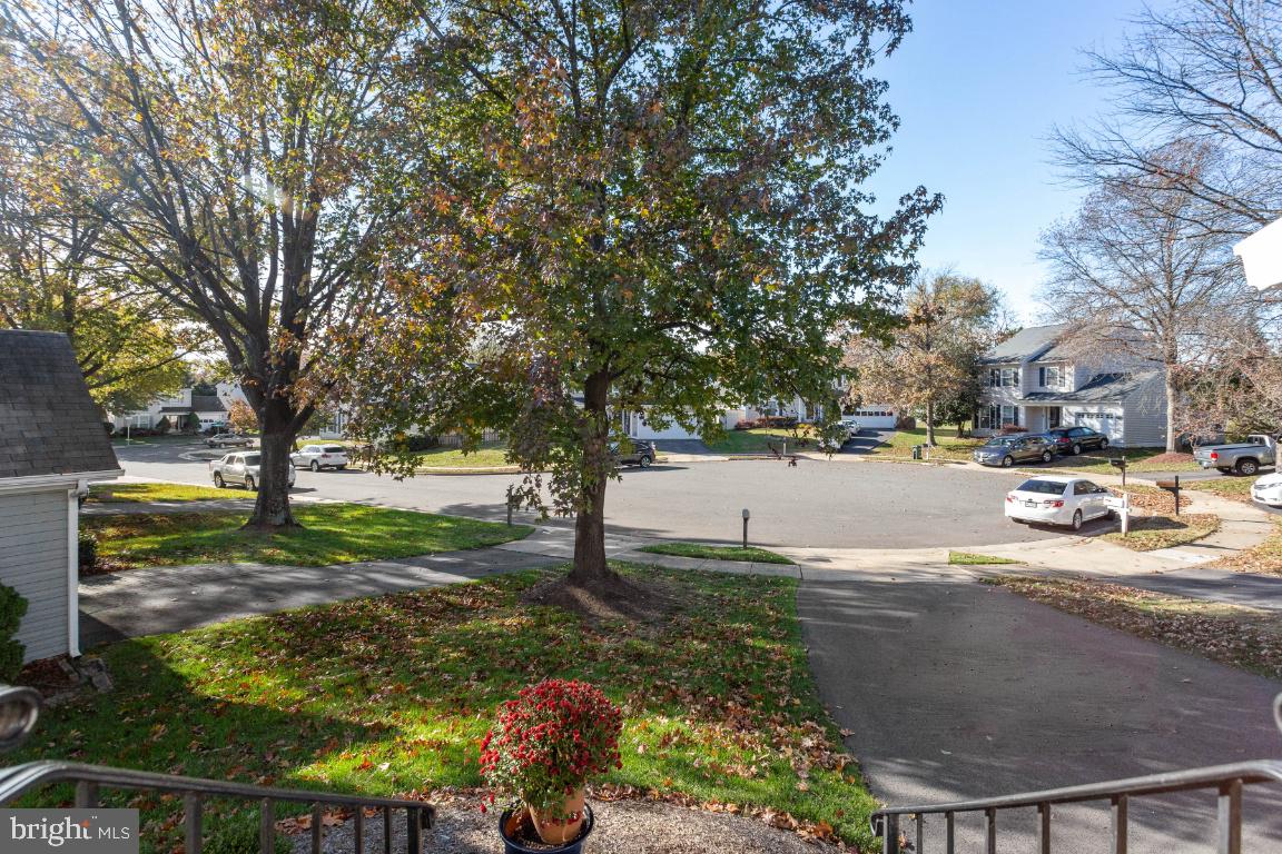 LANDSDOWNE - Residential