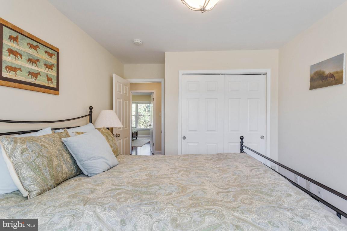 LANDSDOWNE - Residential