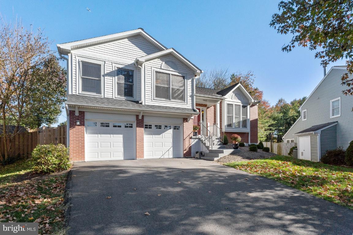 LANDSDOWNE - Residential