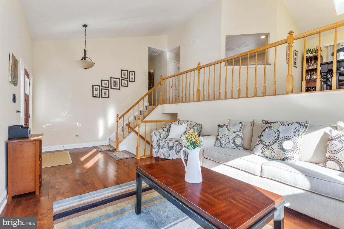 LANDSDOWNE - Residential