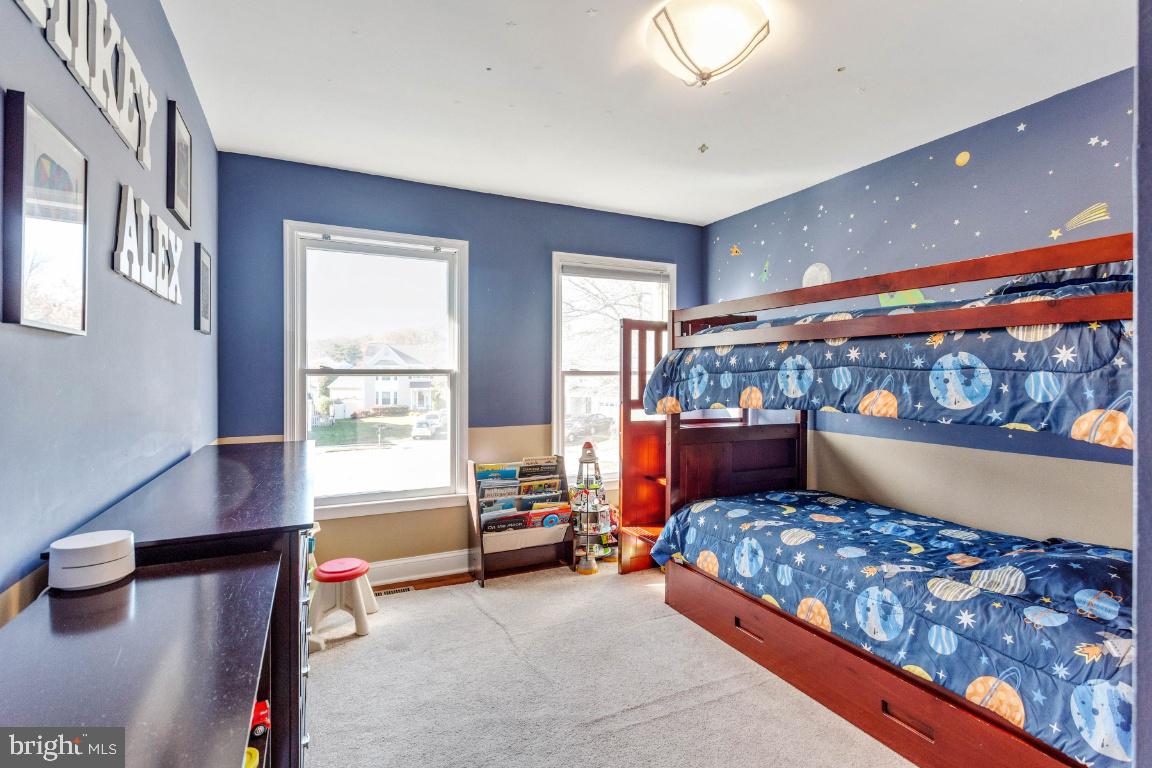 LANDSDOWNE - Residential