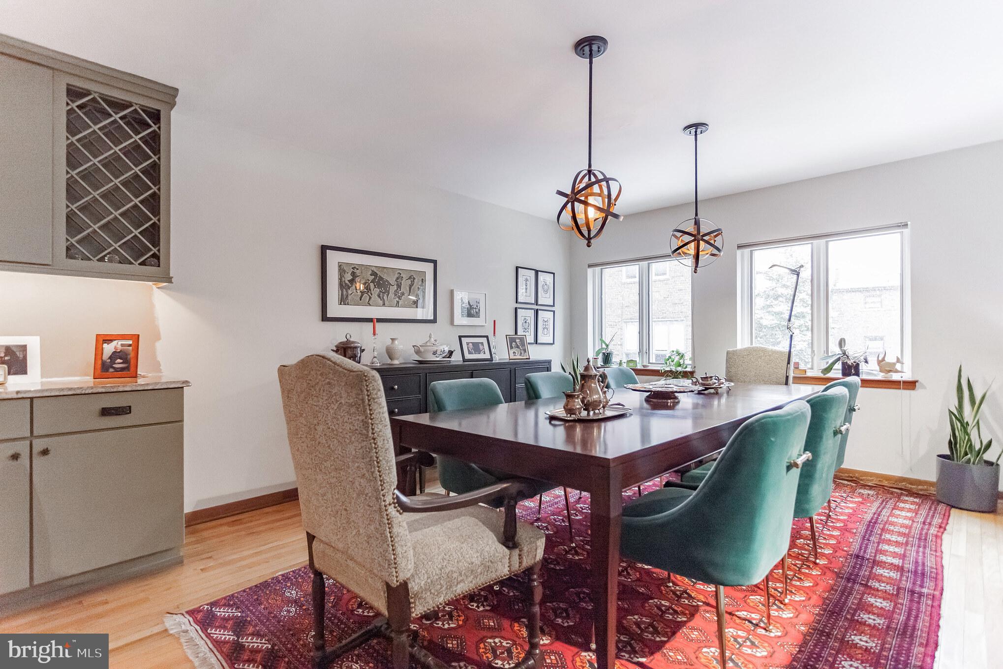 QUEEN VILLAGE - Residential Lease