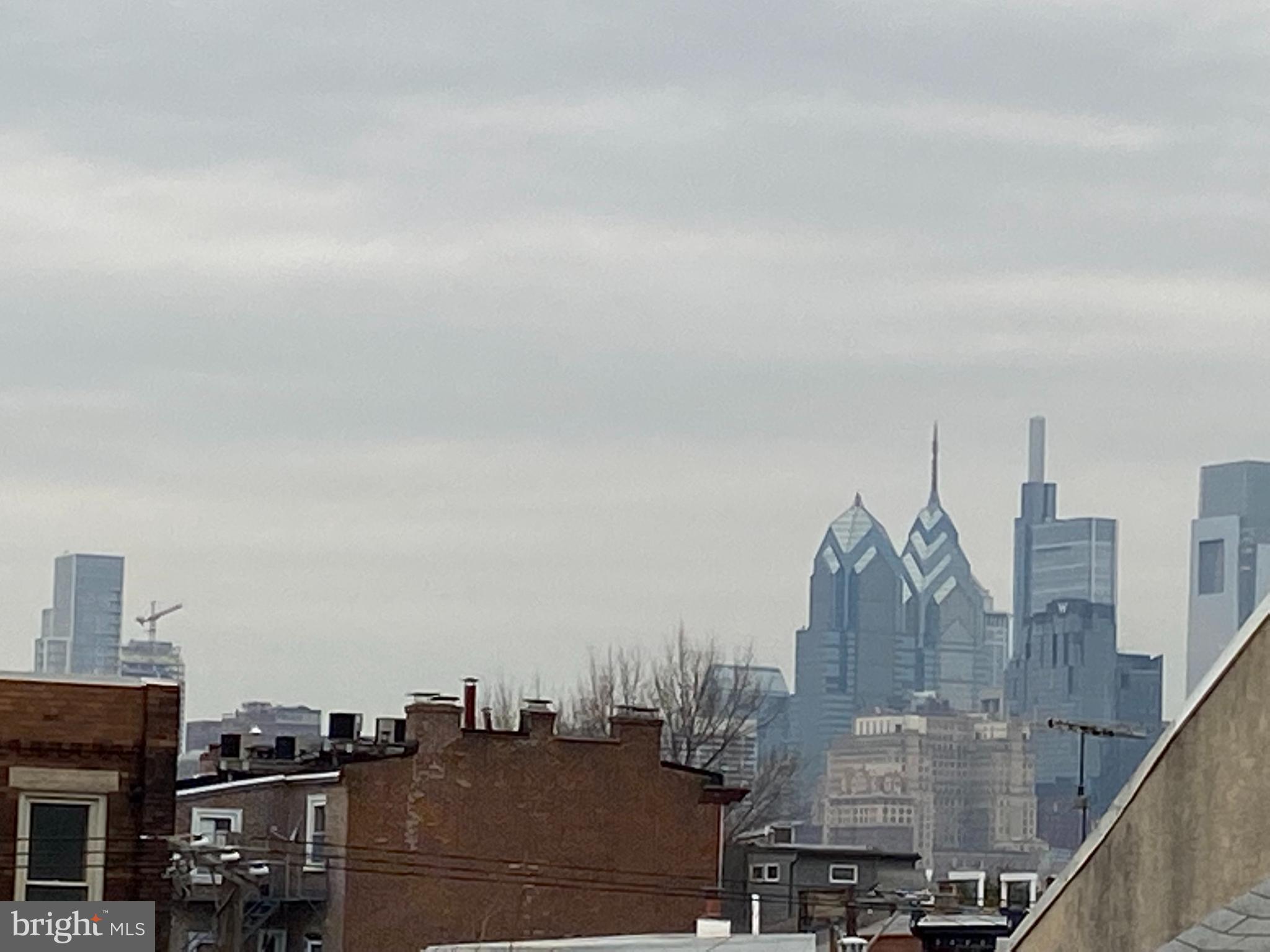 QUEEN VILLAGE - Residential Lease