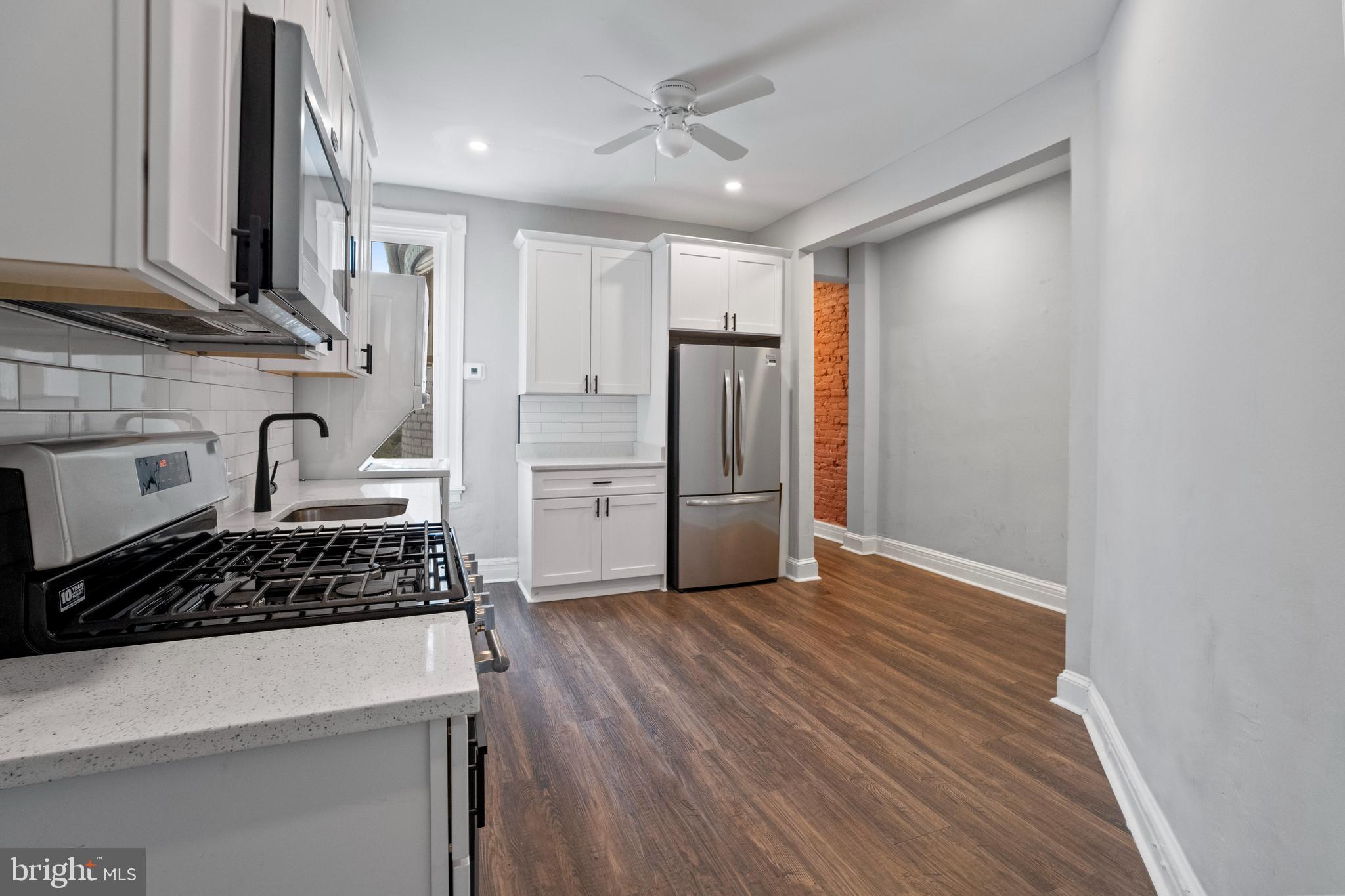 CHARLES VILLAGE - Residential Lease