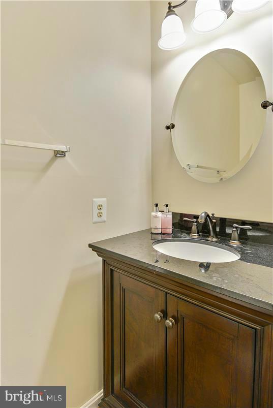 HASTINGS HUNT - Residential