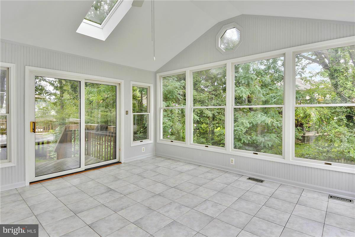 HASTINGS HUNT - Residential