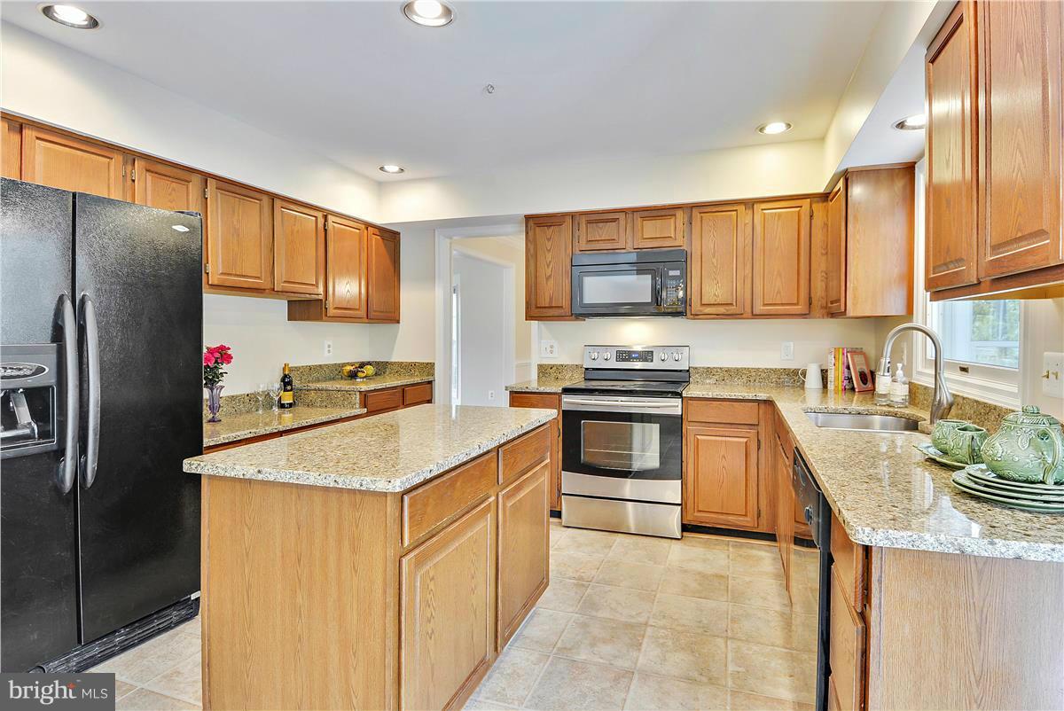 HASTINGS HUNT - Residential