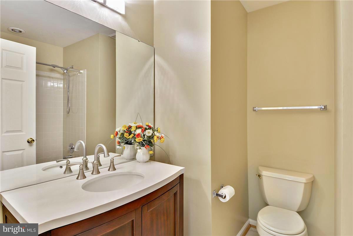 HASTINGS HUNT - Residential