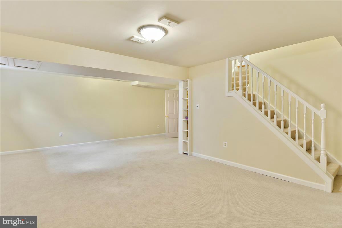 HASTINGS HUNT - Residential