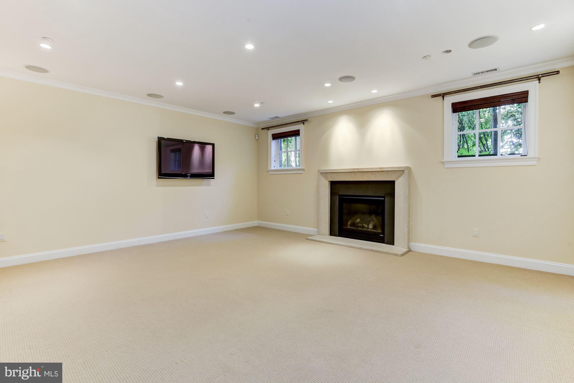 WEST CHEVY CHASE HEIGHTS - Residential