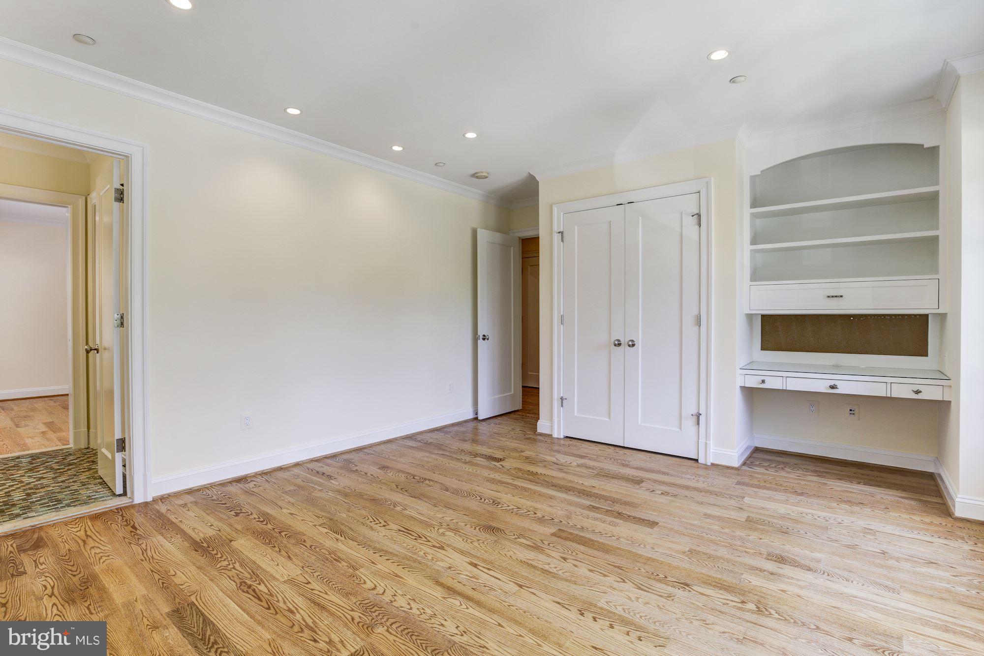 WEST CHEVY CHASE HEIGHTS - Residential