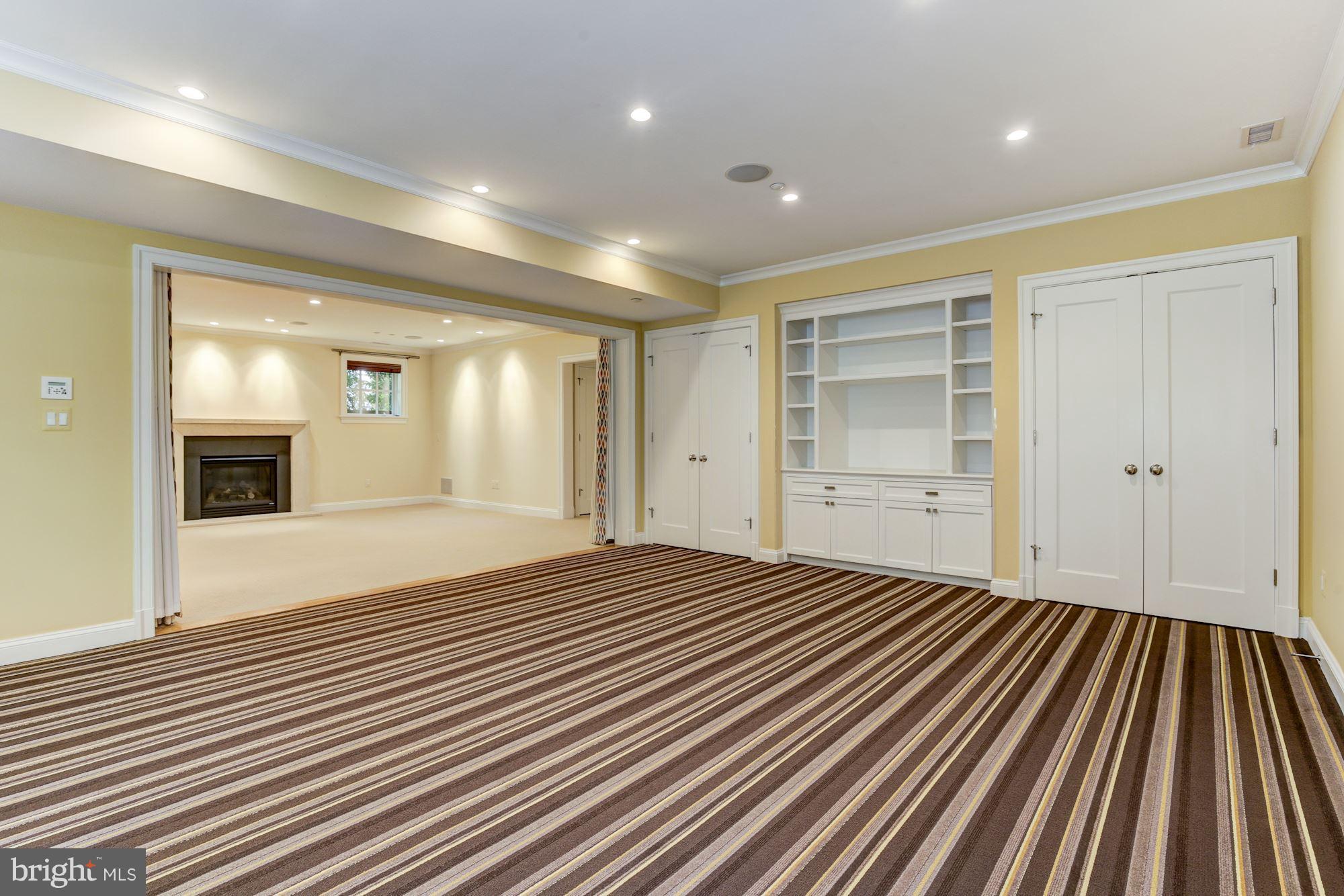 WEST CHEVY CHASE HEIGHTS - Residential