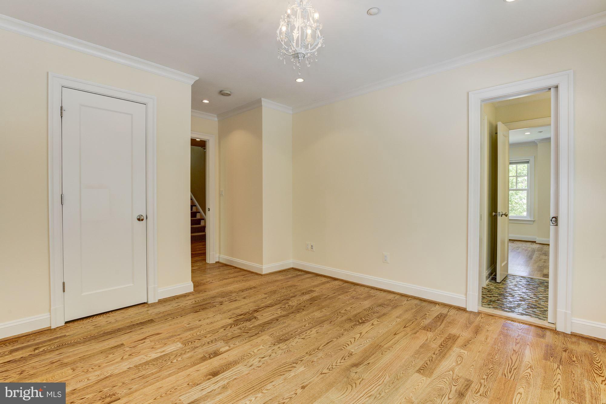 WEST CHEVY CHASE HEIGHTS - Residential